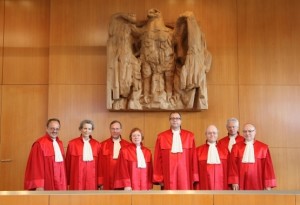 Gruppenfoto Zweiter Senat beim Bundesverfassungsgericht in Karlsruhe
