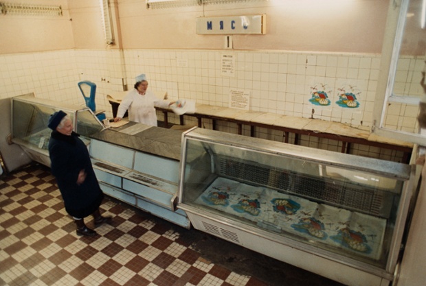 A rather bleak butcher shop in the Soviet Union in the late 1980s. Soviet citizens actually had quite a bit of money socked away at the State Bank – mainly because there was very little one could buy with it. Photo credit: Reuters