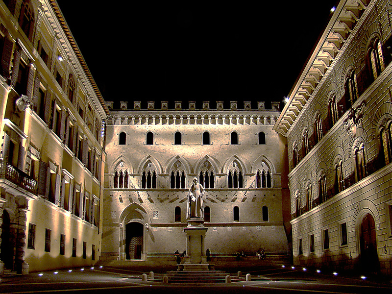 Courtyard of the Monte dei Paschi di Siena bank HQ in the Toscana. Monte dei Paschi is the world’s oldest bank, founded in the 15th century, not long after the bankruptcy of the Medici Bank (which was found to hold only 5% in reserve against its deposit liabilities at the time it went under). Photo credit: Tango7174