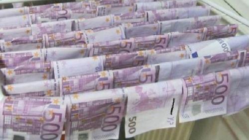 Swiss Mystery: Someone Keeps Flushing €500 Bank Notes Down The Toilet