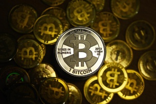 Chinese bitcoin mining giant sets up Swiss hub