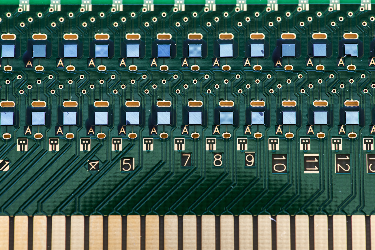 Switzerland caught in middle of US-China race for AI dominance