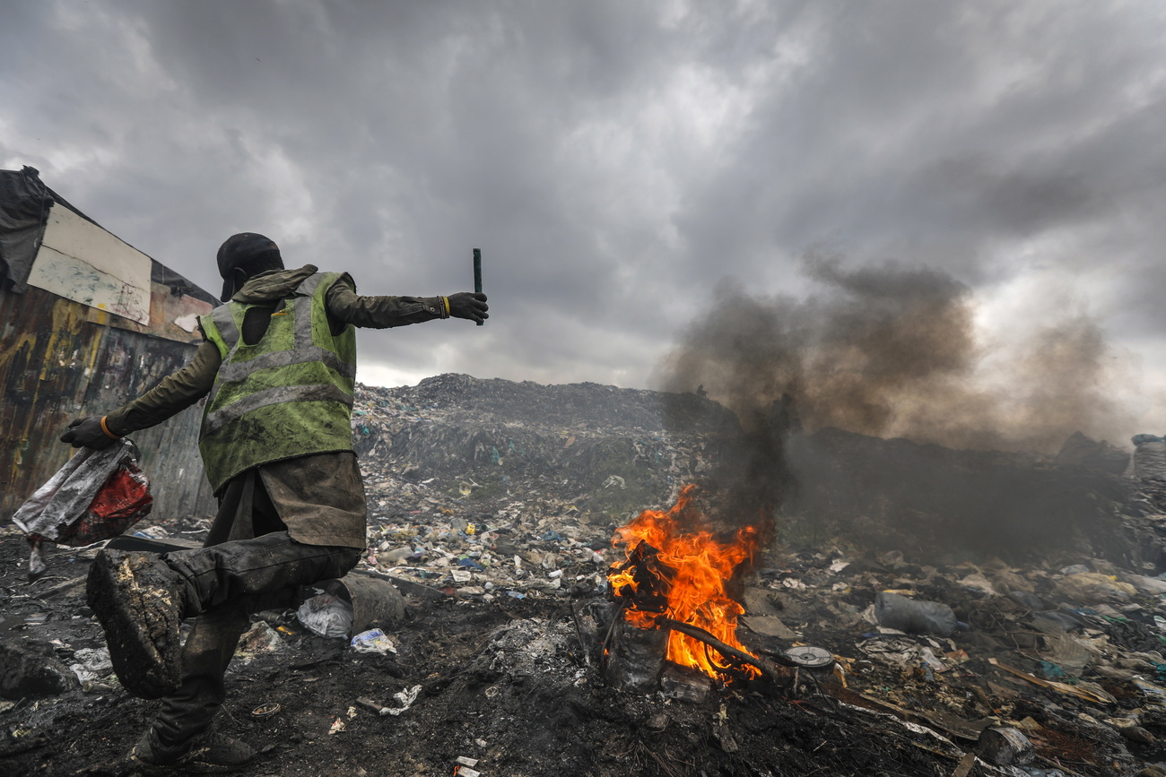 Are Western countries doing enough to tackle waste trafficking?