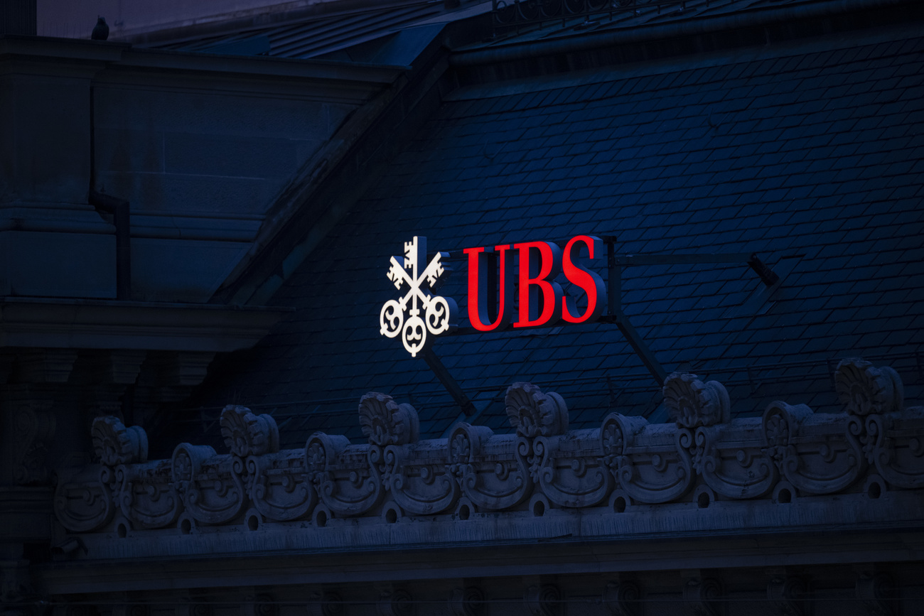 UBS boss rejects stricter capital requirements