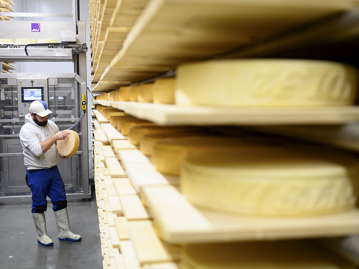 Swiss cheese exports recorded second-best year in 2024