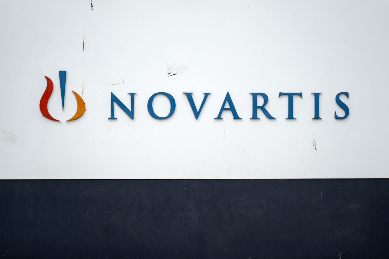 Novartis forecasts profit gains despite copycat competition