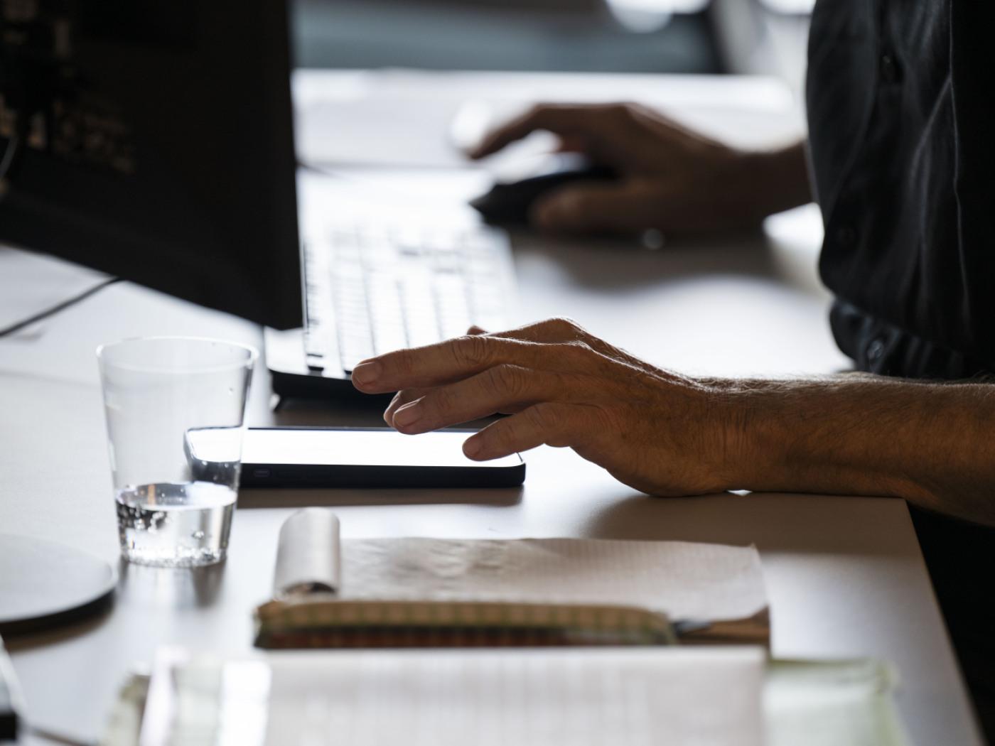 AI employed by 77% of Swiss workers - often breaking company rules