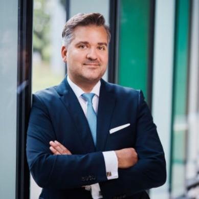 DZ BANK and KfW Complete German Digital Bond Issuance via Blockchain